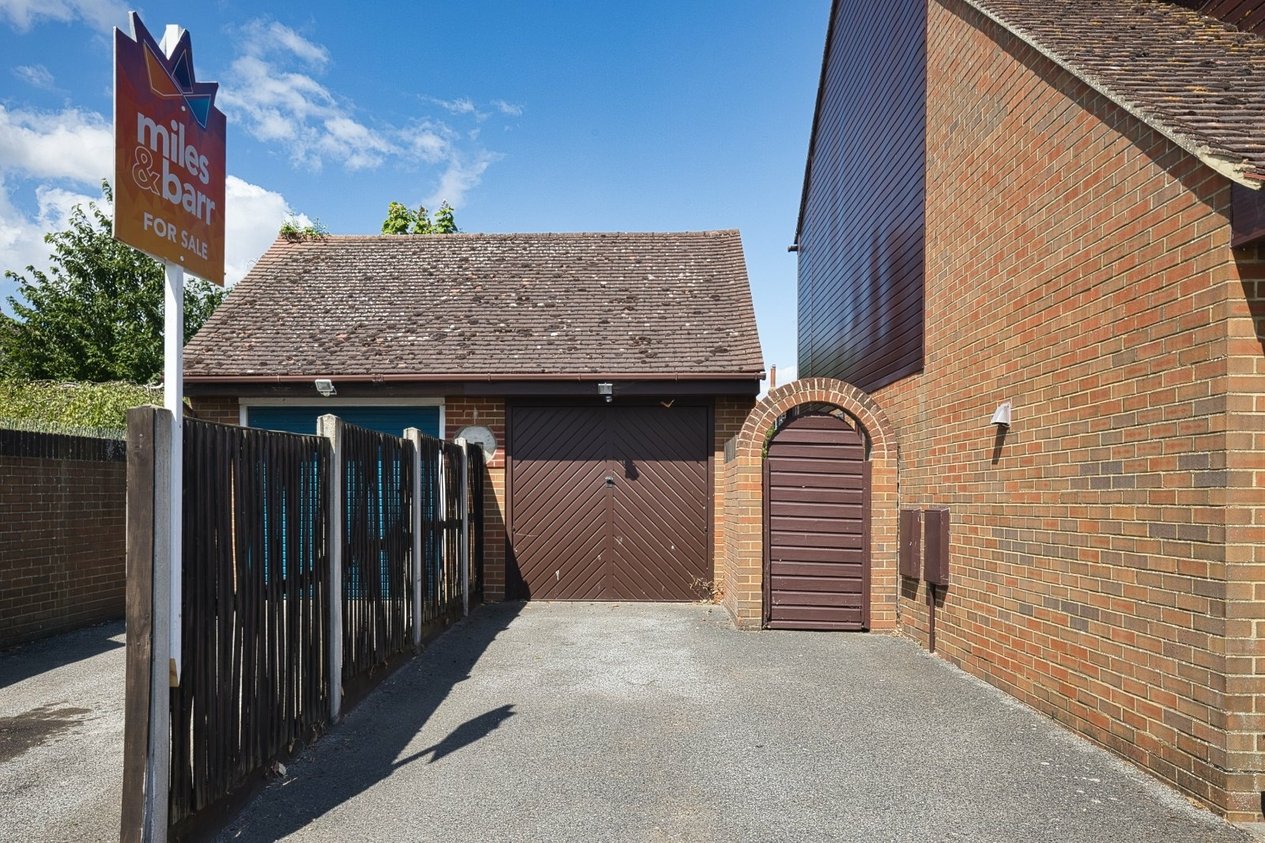 Properties For Sale in Willetts Hill Monkton