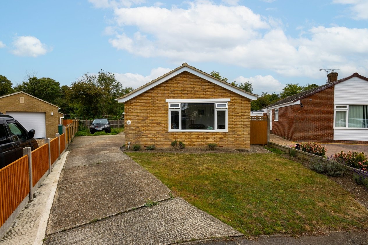 Properties For Sale in Willow Close  Hythe