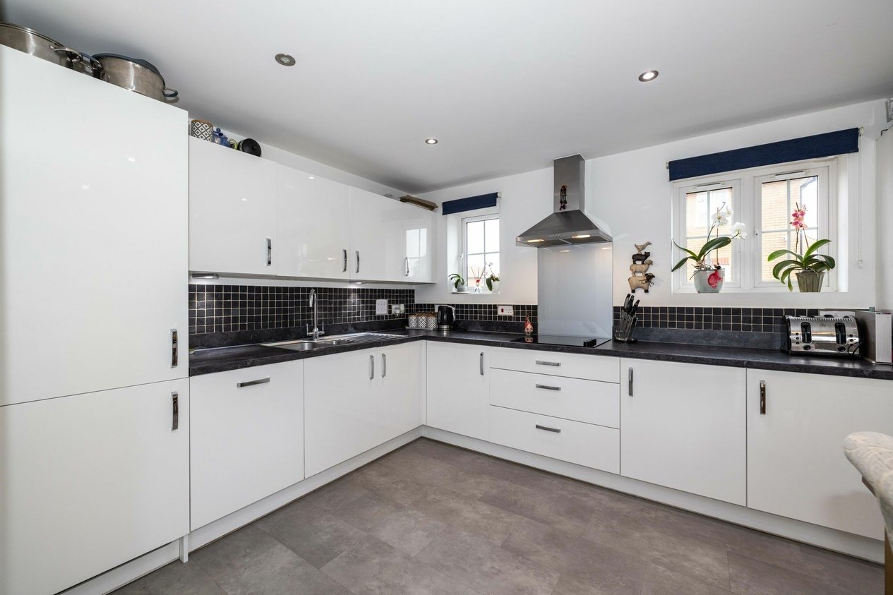 Properties For Sale in Winder Place  Aylesham
