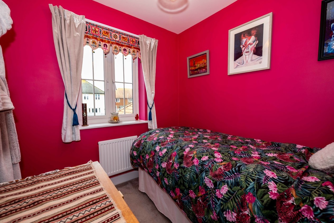 Properties Under Offer in Winder Place Aylesham