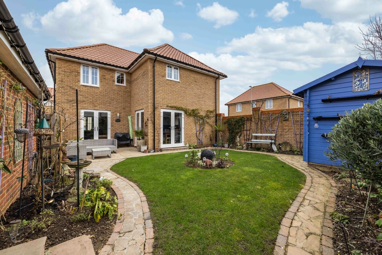 Properties Under Offer in Winder Place Aylesham