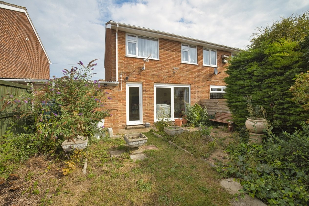 Properties Under Offer in Windermere Avenue Ramsgate