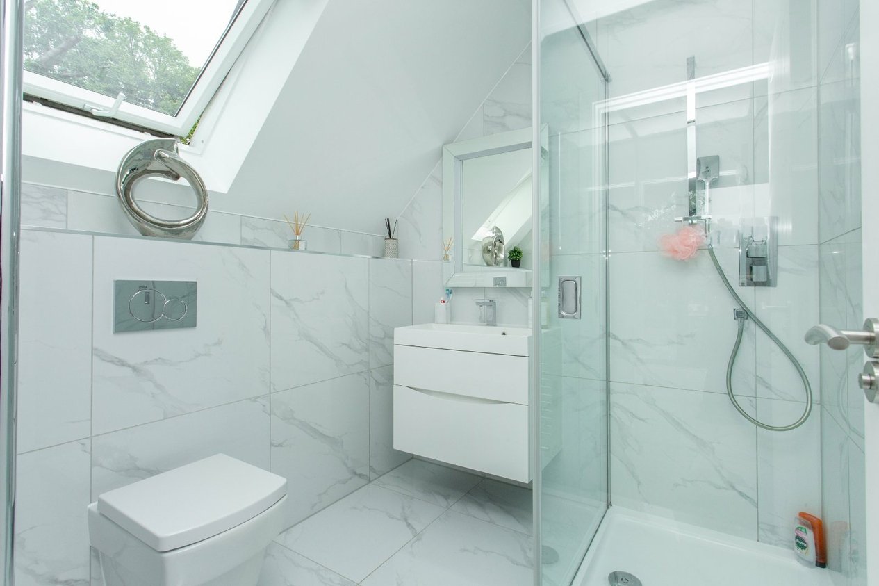 Properties For Sale in Windmill Close Hawkinge