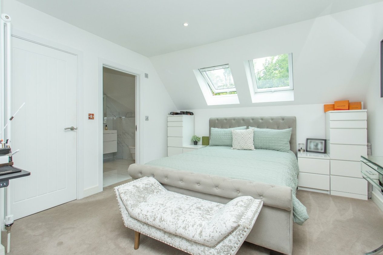 Properties For Sale in Windmill Close Hawkinge