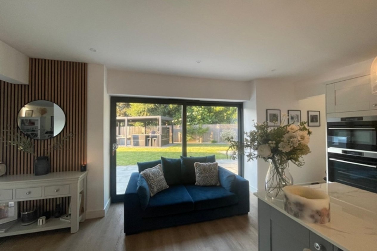 Properties For Sale in Windmill Close Hawkinge