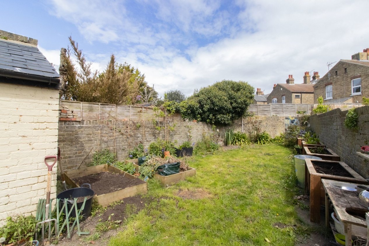 House Terraced for sale in Windsor Avenue,Margate Miles & Barr