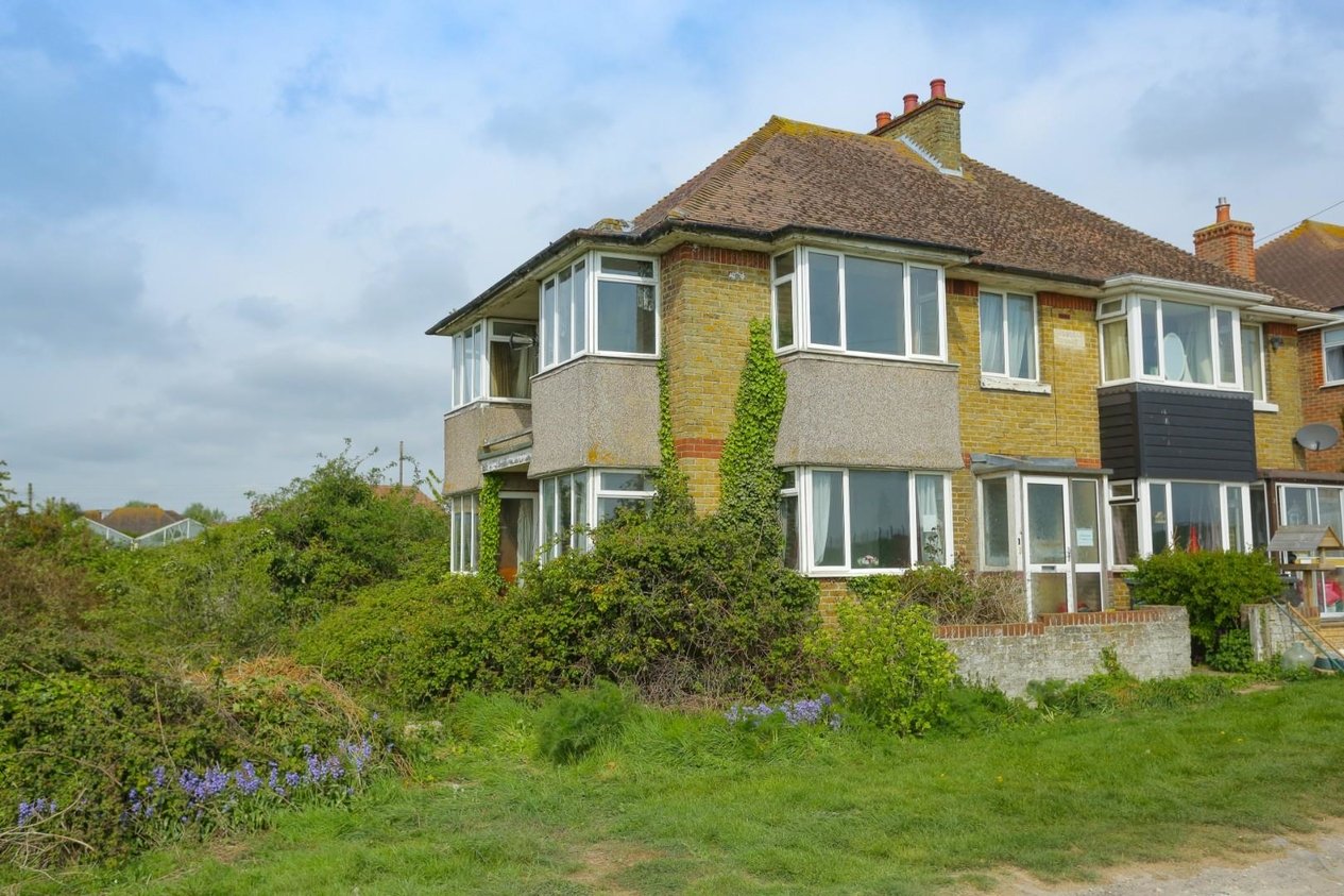 Properties Sold Subject To Contract in Windsor Road Cliffsend