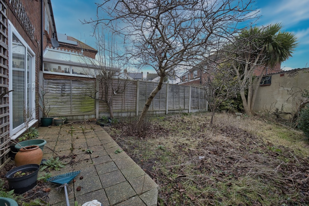 Properties Under Offer in Winifred Avenue Ramsgate