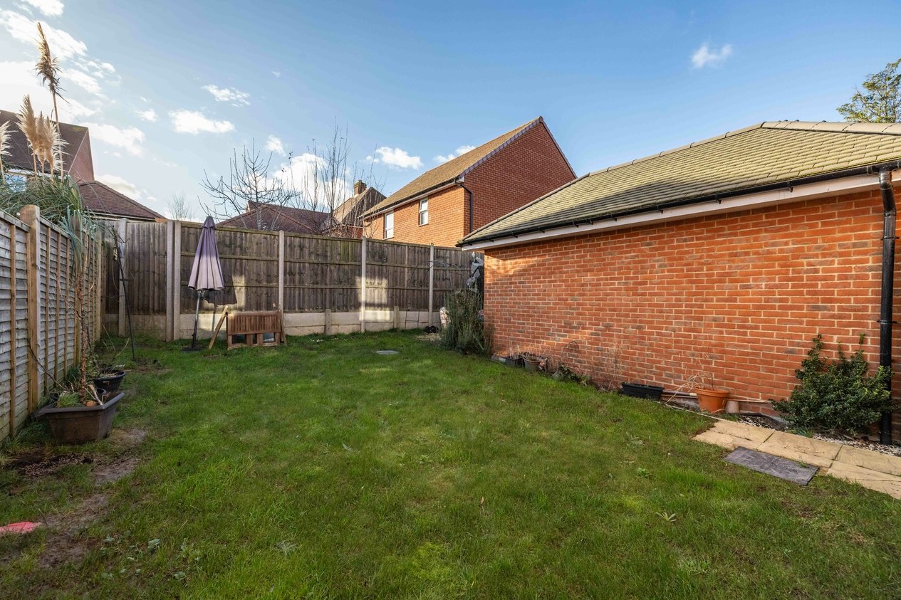 Properties Under Offer in Winter Gem Lane Faversham