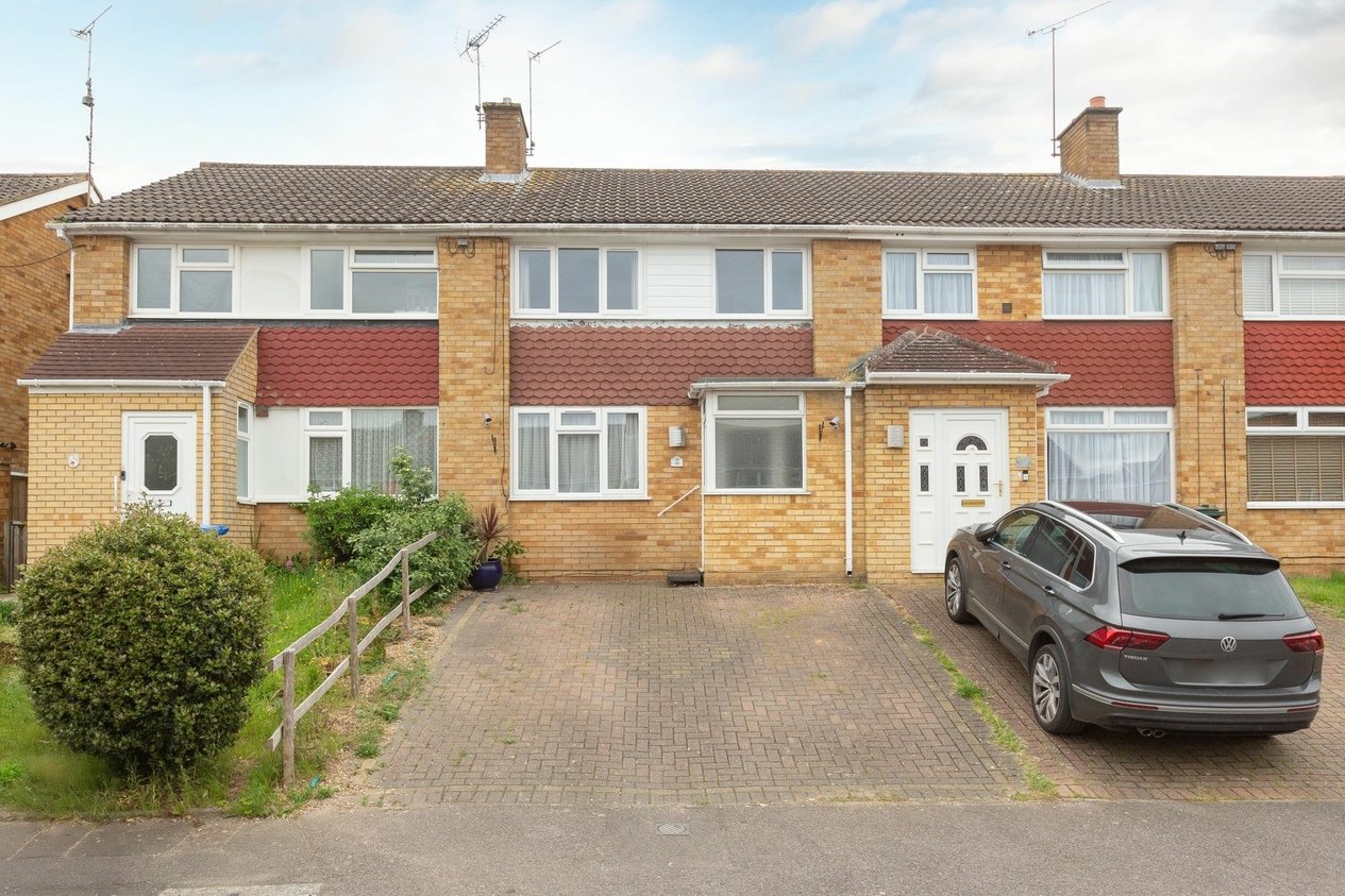 Properties For Sale in Woodberry Drive  Sittingbourne