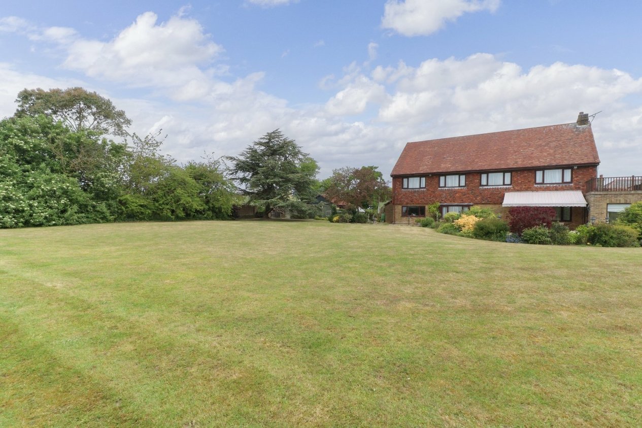 Properties Under Offer in Woodchurch Birchington