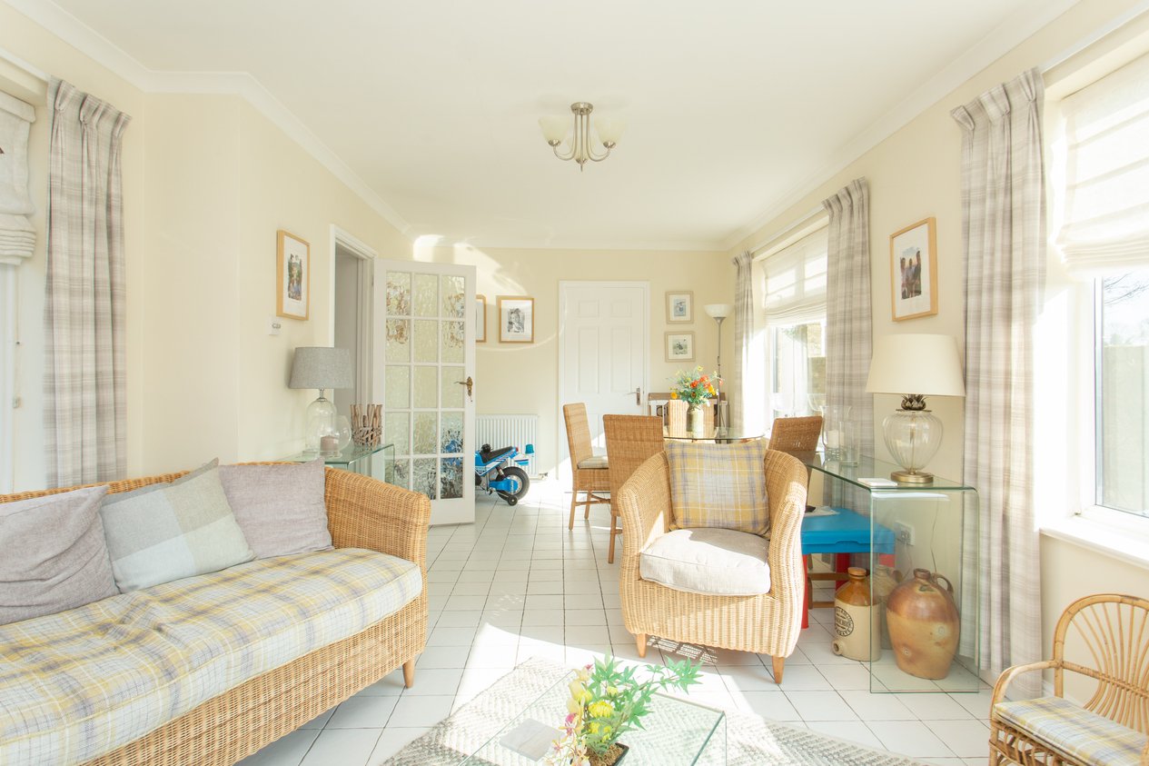 Properties Under Offer in Woodchurch Birchington