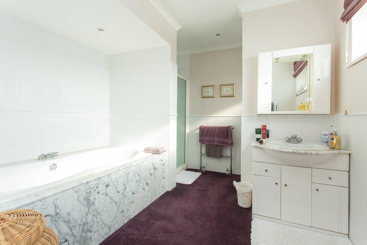 Properties Under Offer in Woodchurch Birchington
