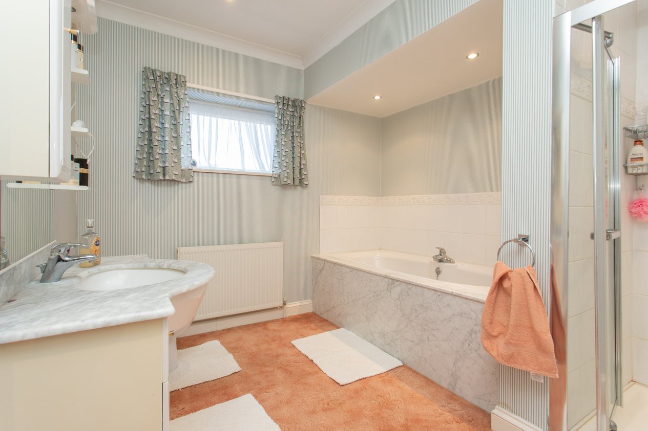 Properties Under Offer in Woodchurch Birchington
