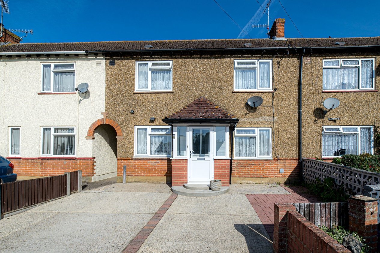 Properties Sold Subject To Contract in Woodgate Close  Faversham