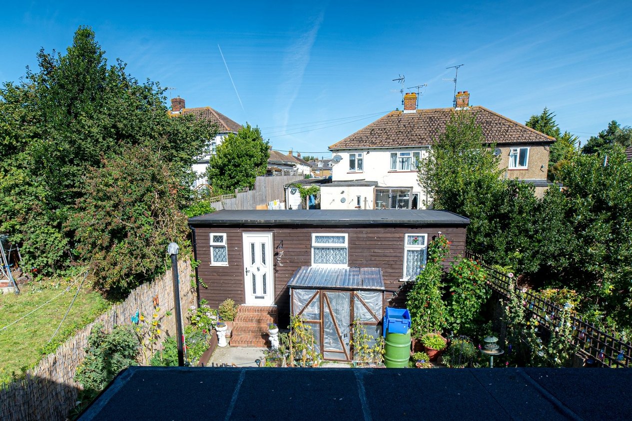 Properties For Sale in Woodgate Close  Faversham