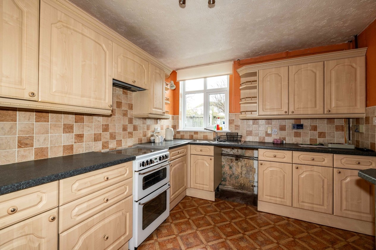 Properties Under Offer in Woodgate Close Faversham