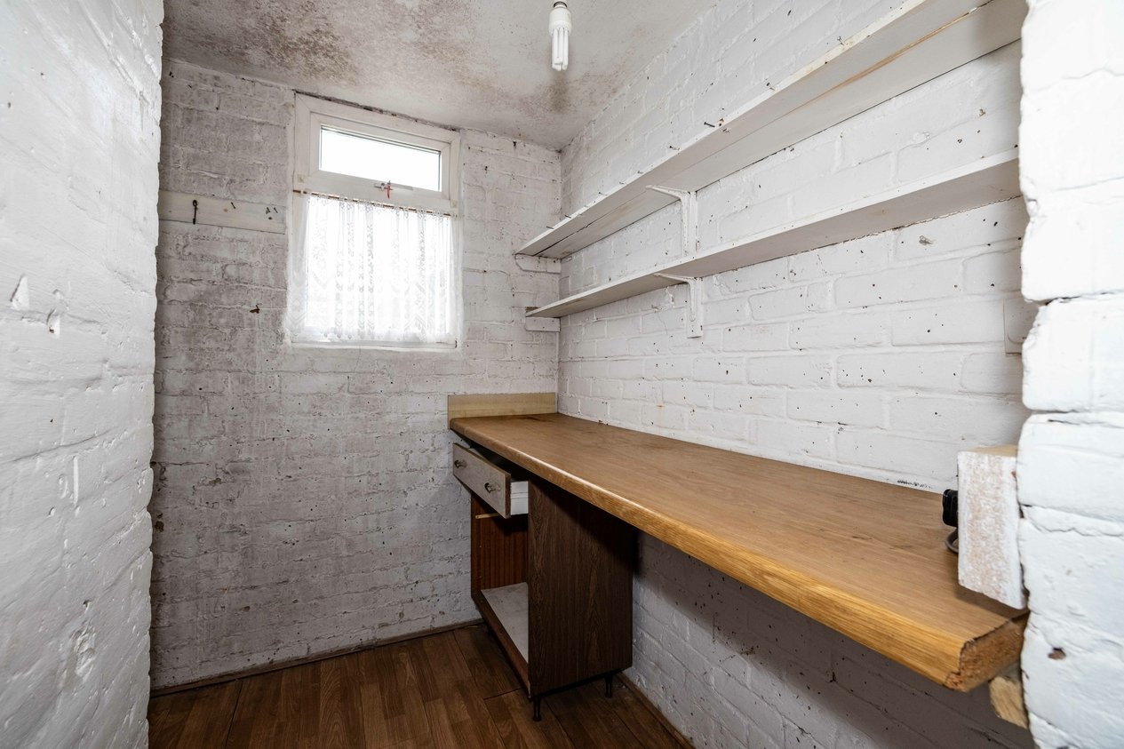 Properties Under Offer in Woodgate Close Faversham
