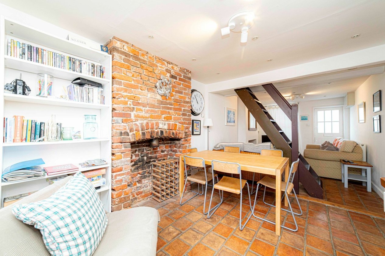 Properties For Sale in Woodlawn Street  Whitstable