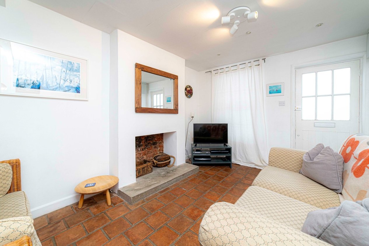 Properties For Sale in Woodlawn Street  Whitstable