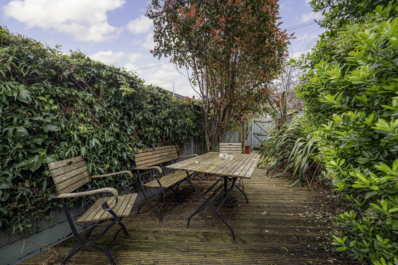 Properties For Sale in Woodlawn Street Whitstable