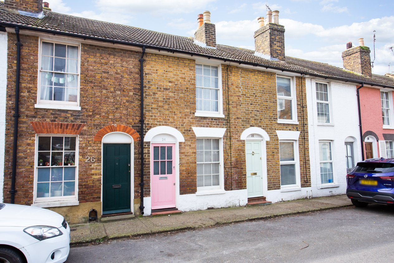 Properties For Sale in Woodlawn Street Whitstable