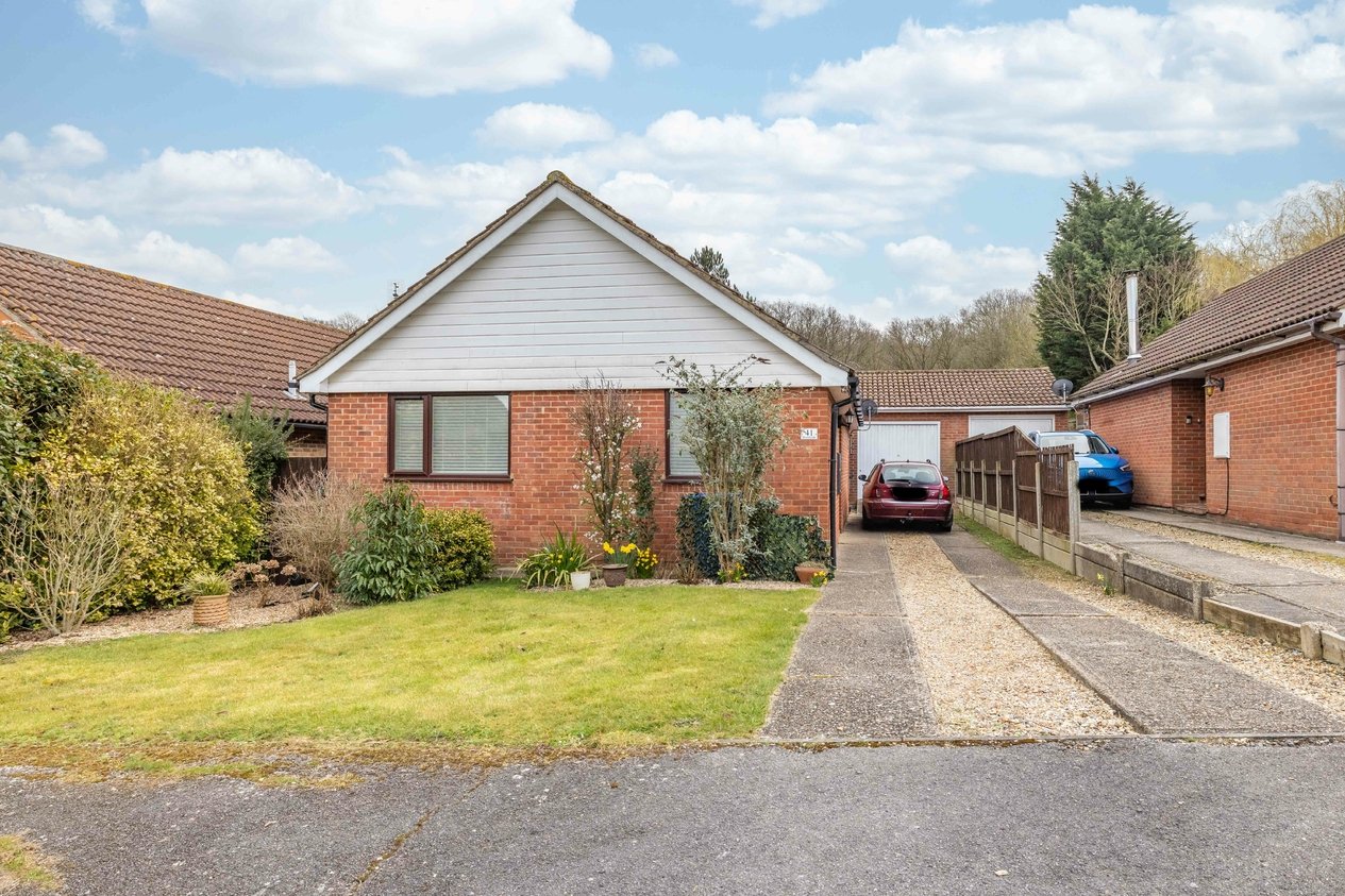 Properties For Sale in Woodside Faversham
