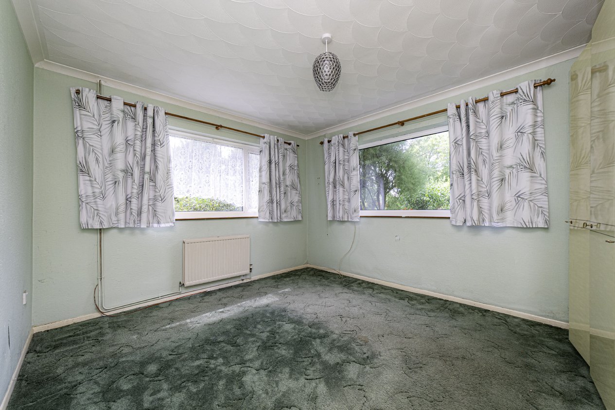Properties Under Offer in Woolage Green Canterbury