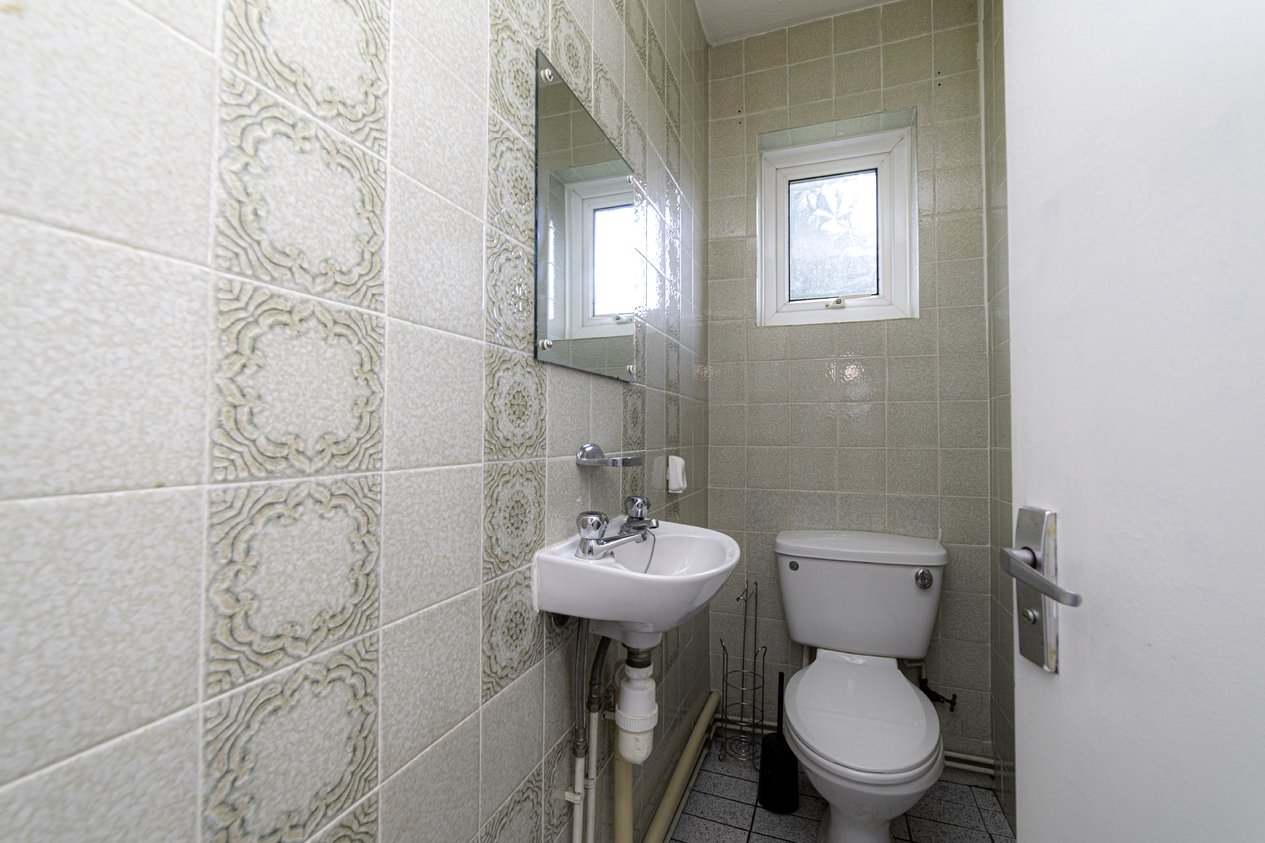 Properties Under Offer in Woolage Green Canterbury