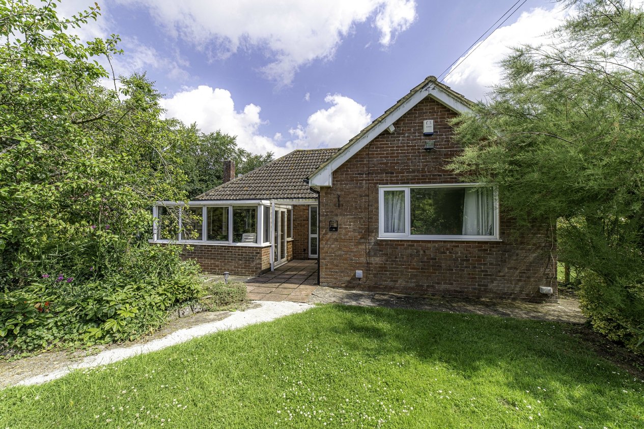 Properties Under Offer in Woolage Green Canterbury