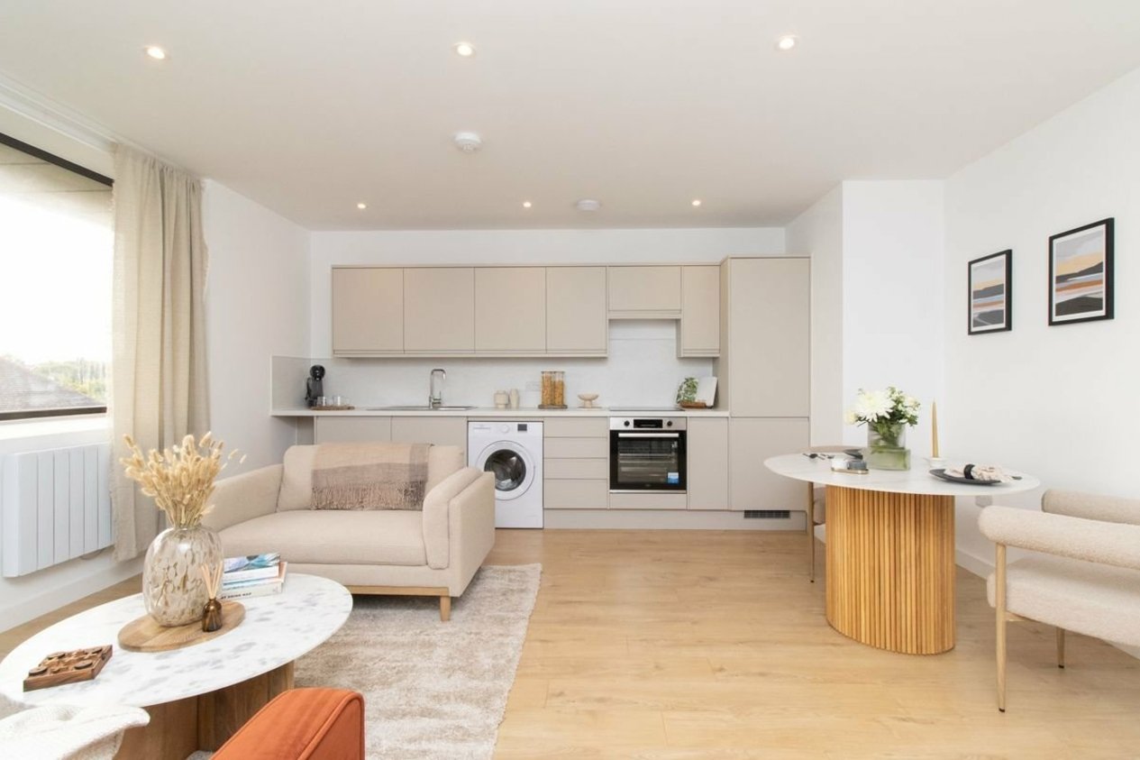 Properties Under Offer in Wraik Hill Whitstable