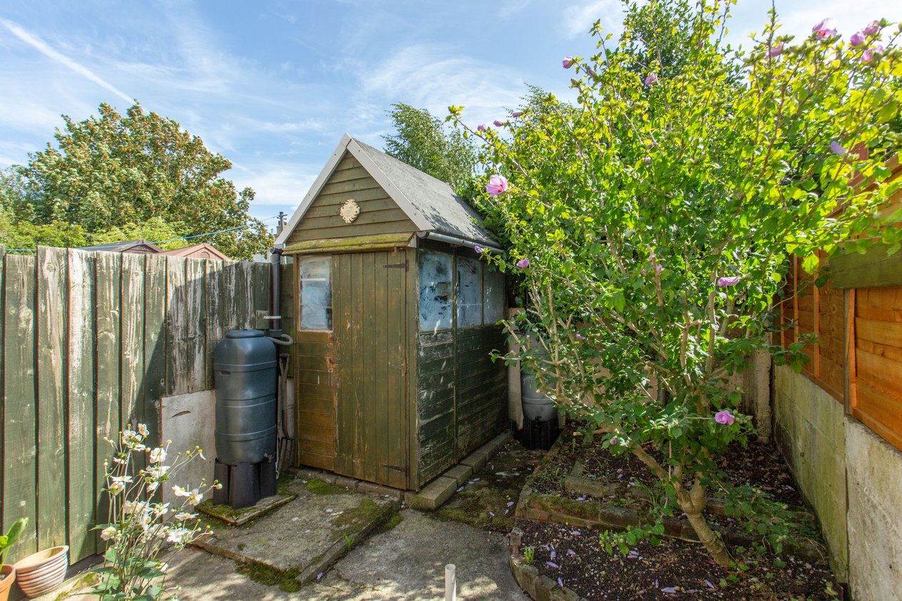 Properties Under Offer in Wyndham Road Dover