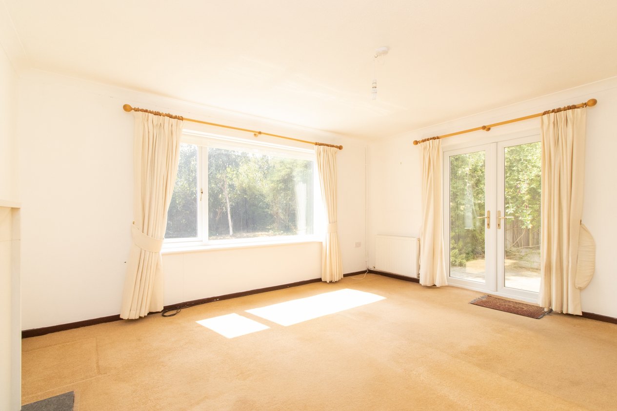 Properties Under Offer in Yardhurst Gardens Margate