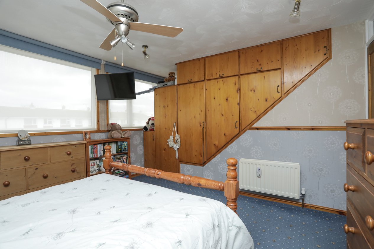 Properties Under Offer in Yew Tree Gardens Birchington