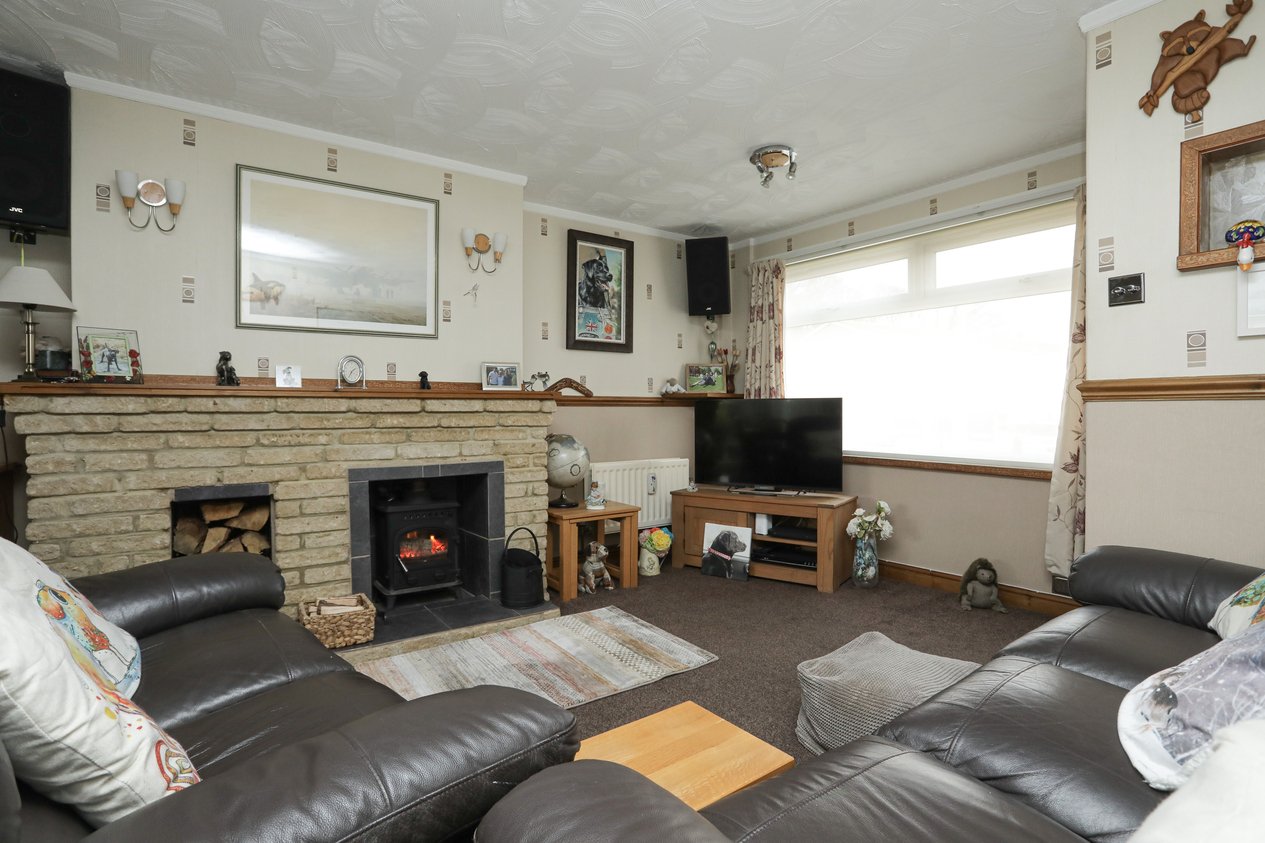 Properties Under Offer in Yew Tree Gardens Birchington