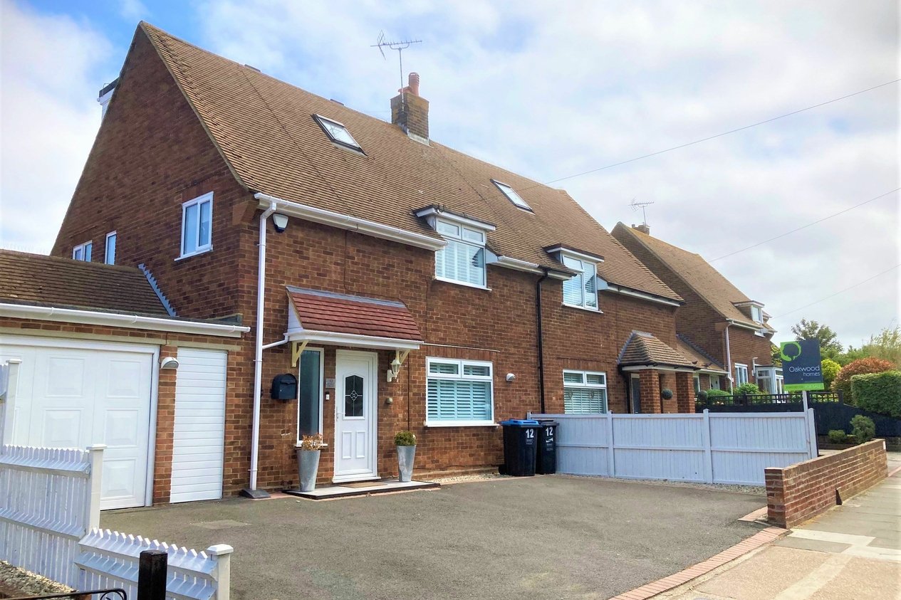 Properties For Sale in Yoakley Square 