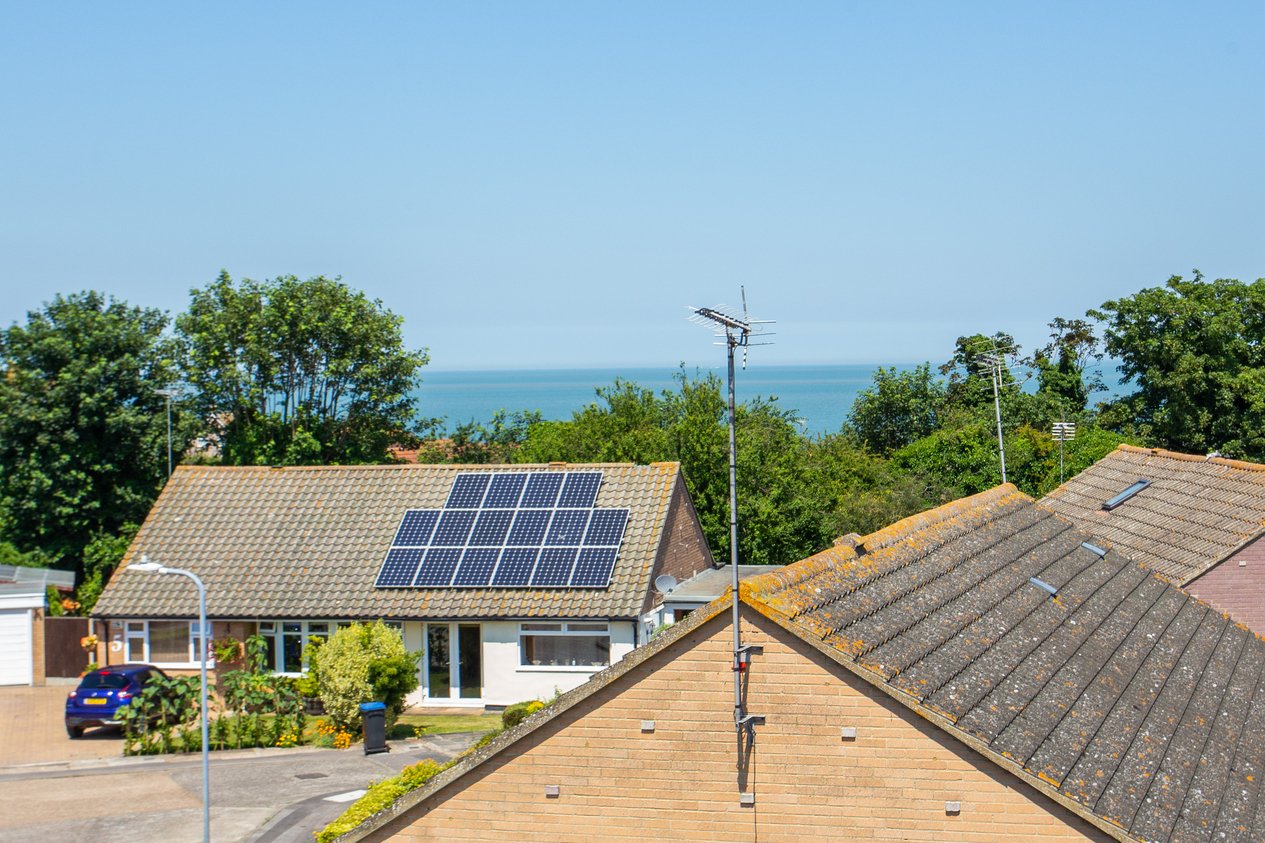 Properties Under Offer in York Terrace Birchington