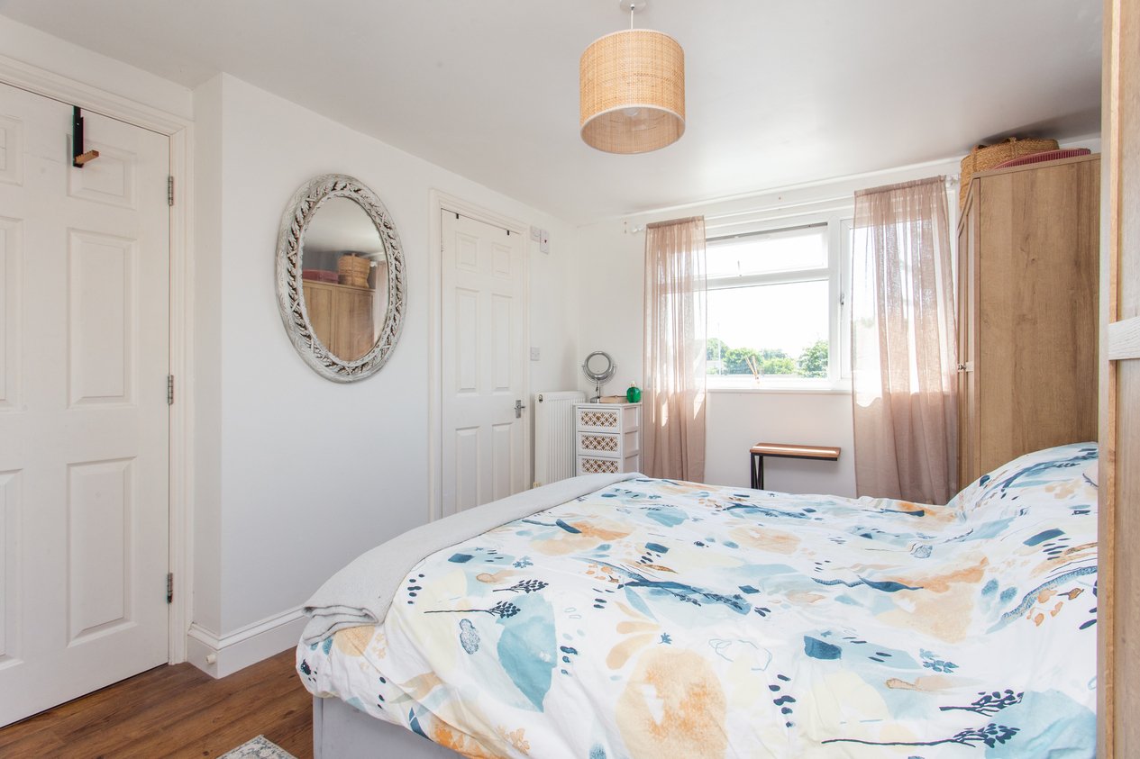 Properties Under Offer in York Terrace Birchington