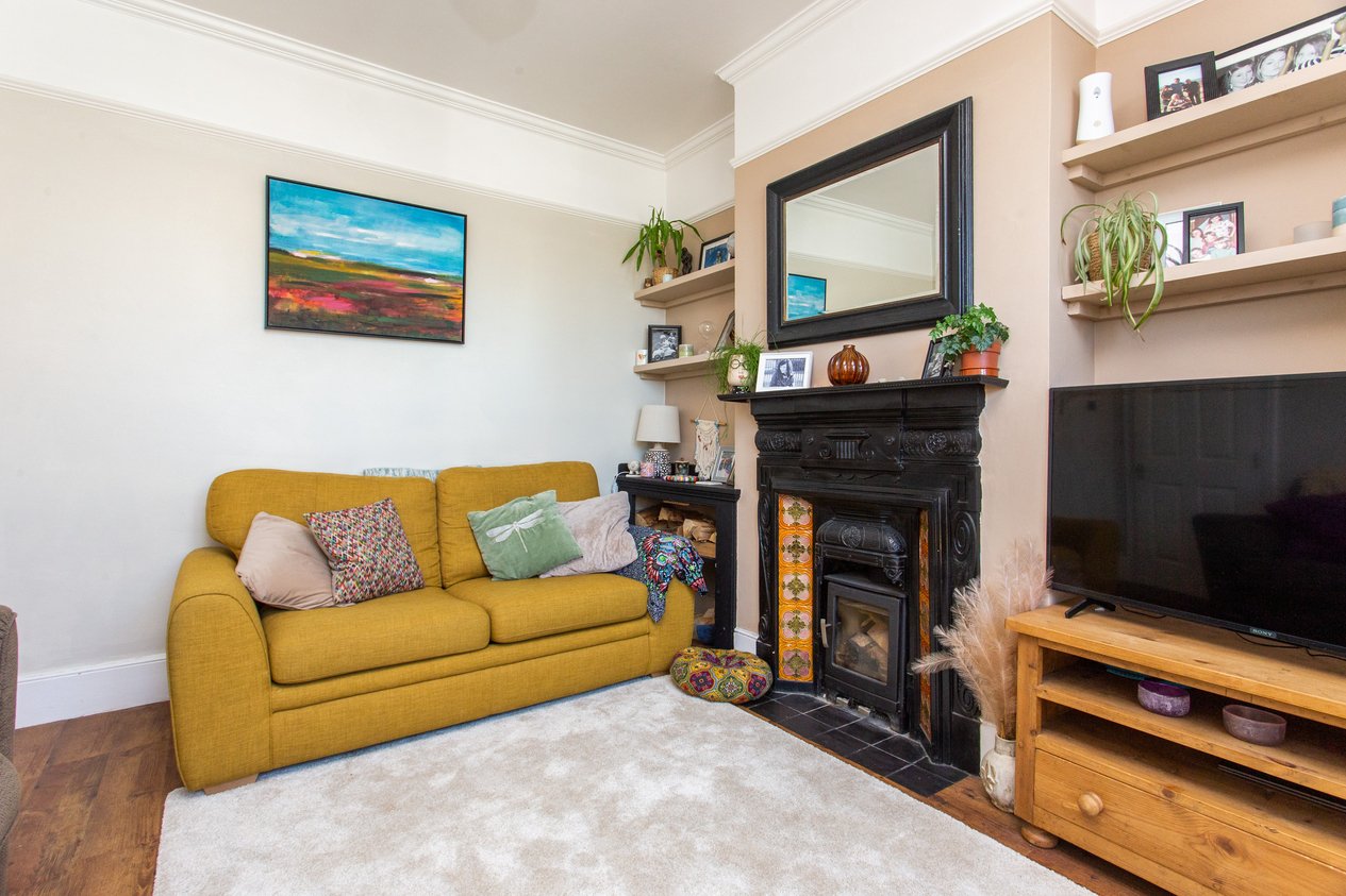 Properties Under Offer in York Terrace Birchington