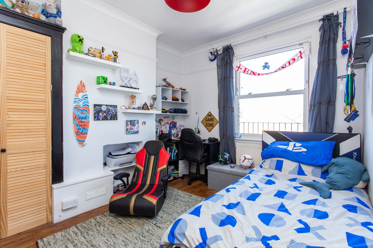 Properties Under Offer in York Terrace Birchington