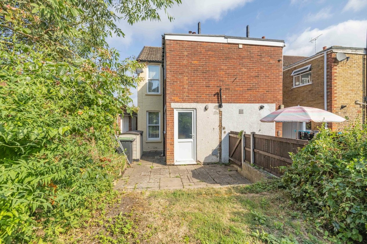 Properties For Sale in Zealand Road Canterbury