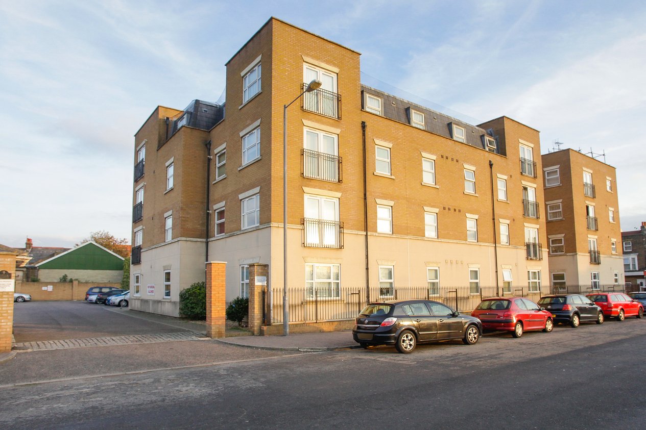 Properties For Sale in Zion Place Margate