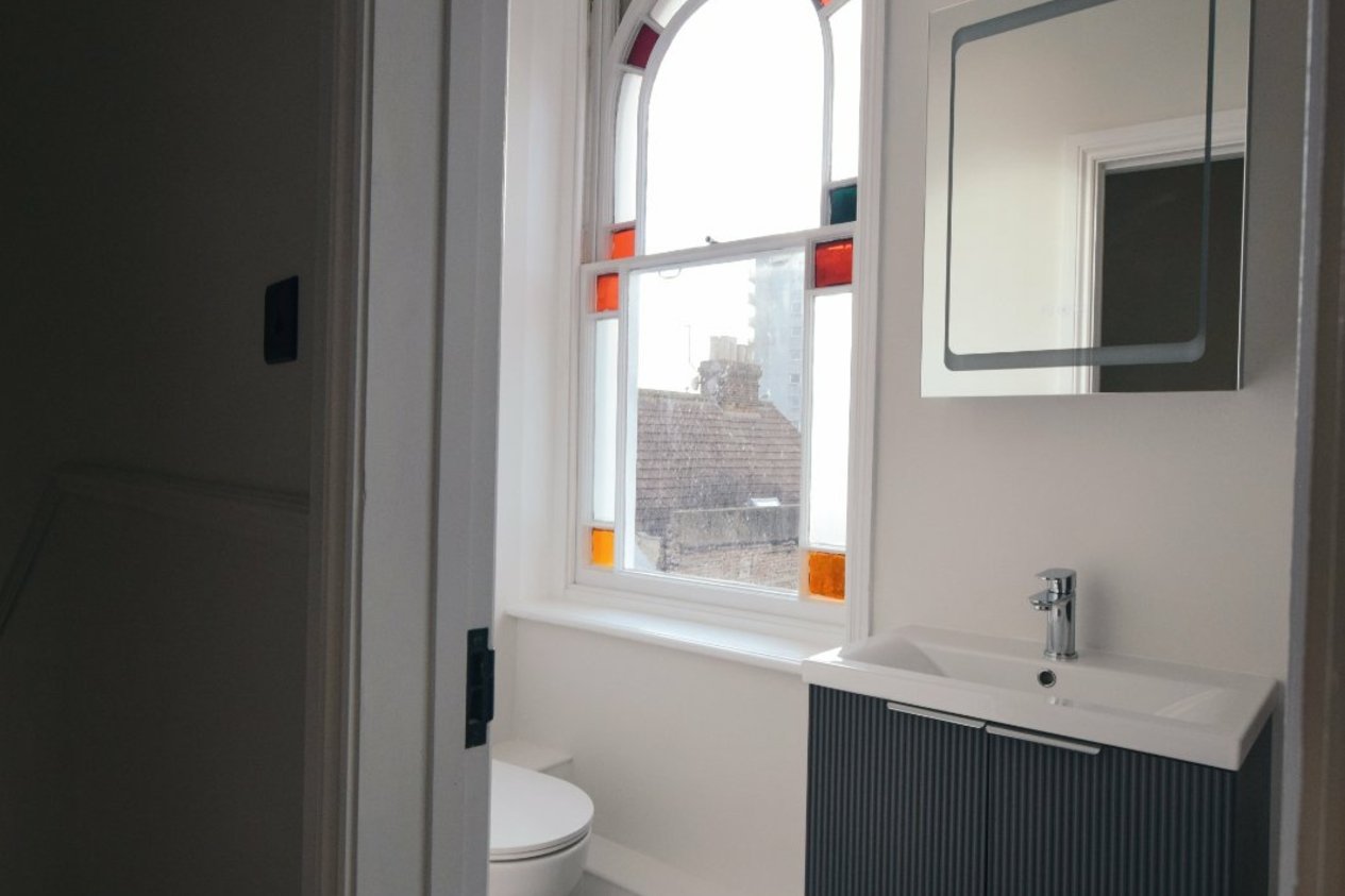 Properties To Let in 1 Augusta Road Ramsgate
