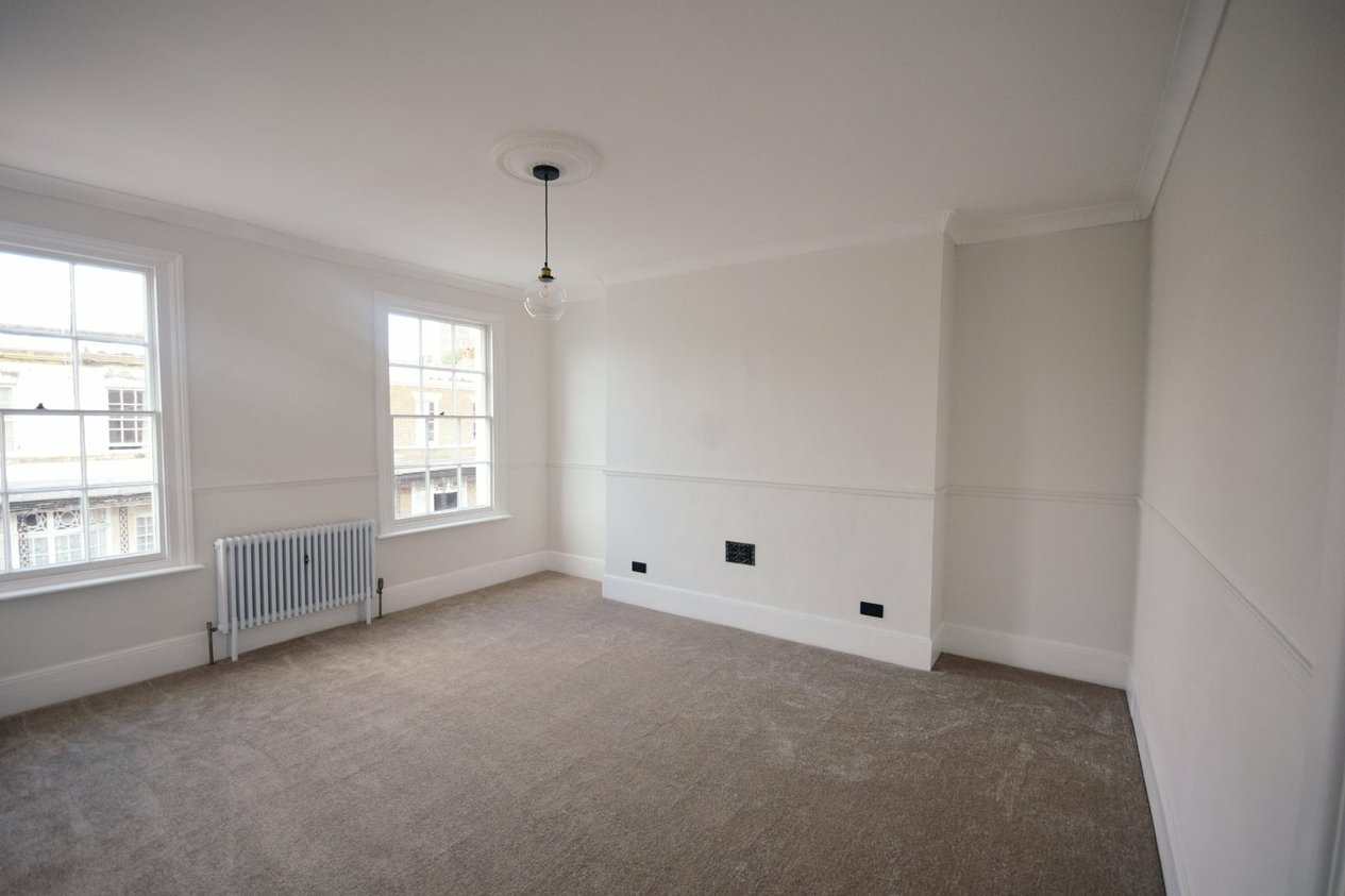 Properties To Let in 1 Augusta Road Ramsgate