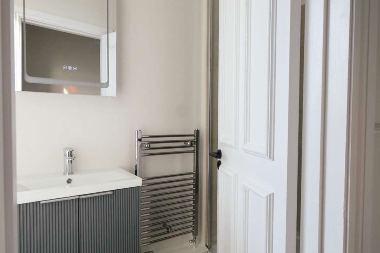 Properties To Let in 1 Augusta Road Ramsgate