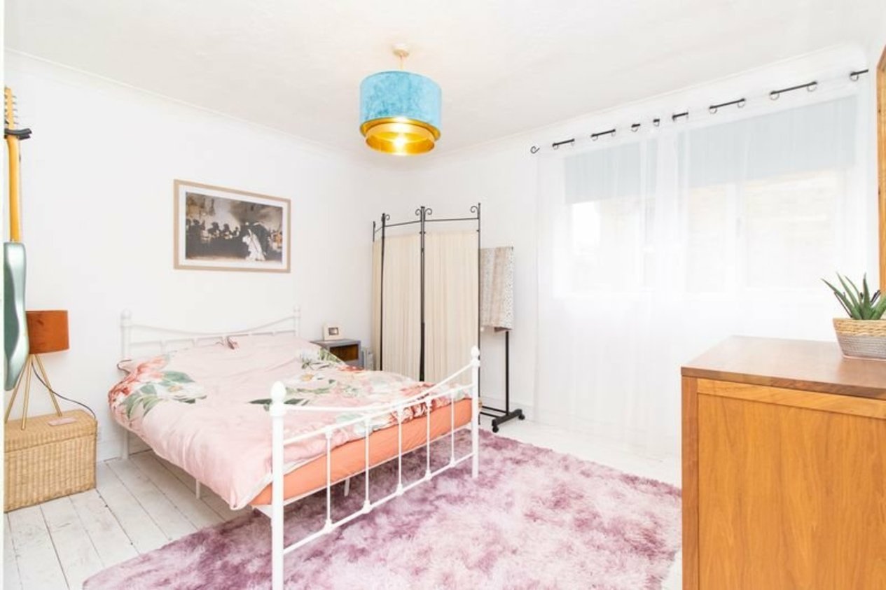 Properties To Let in 26 Gordon Road Cliftonville