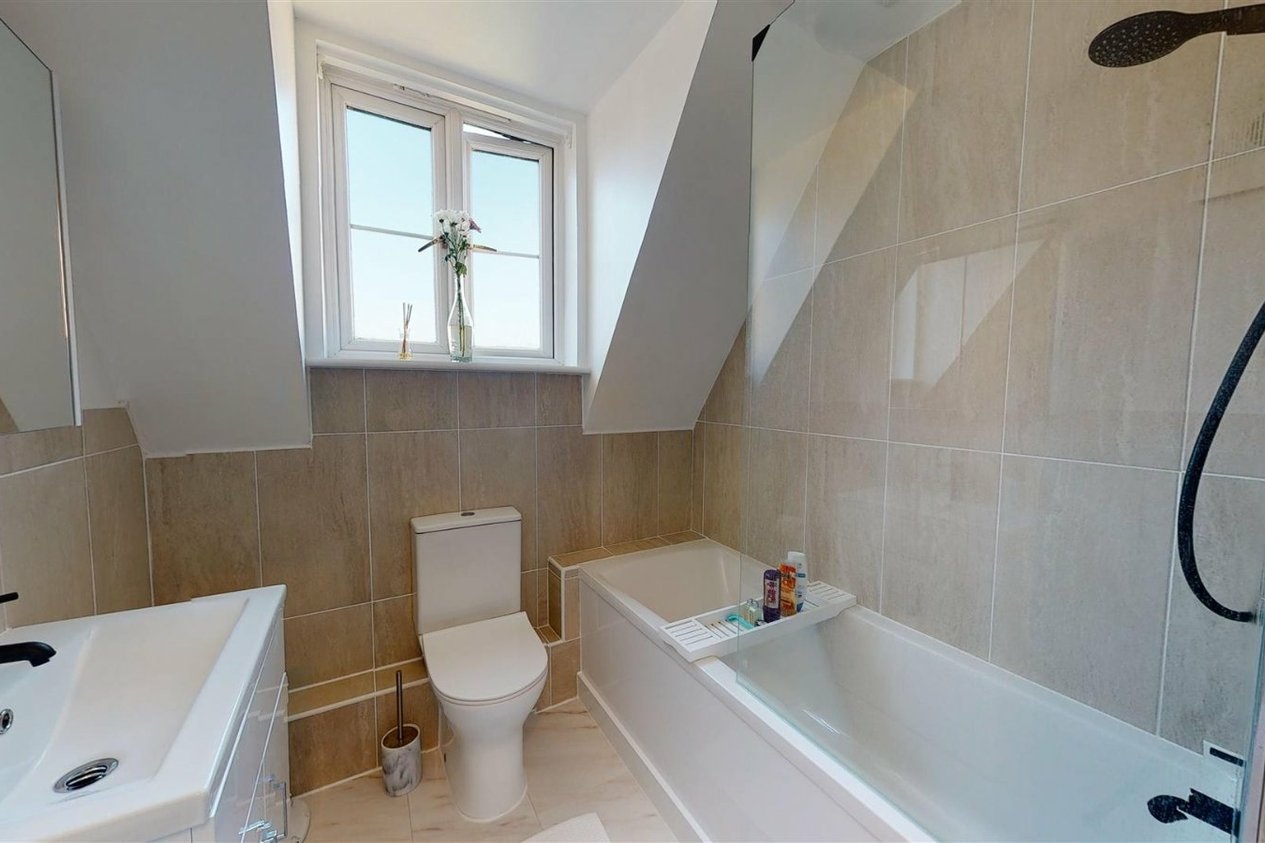 Properties Let in 29a Homersham Canterbury