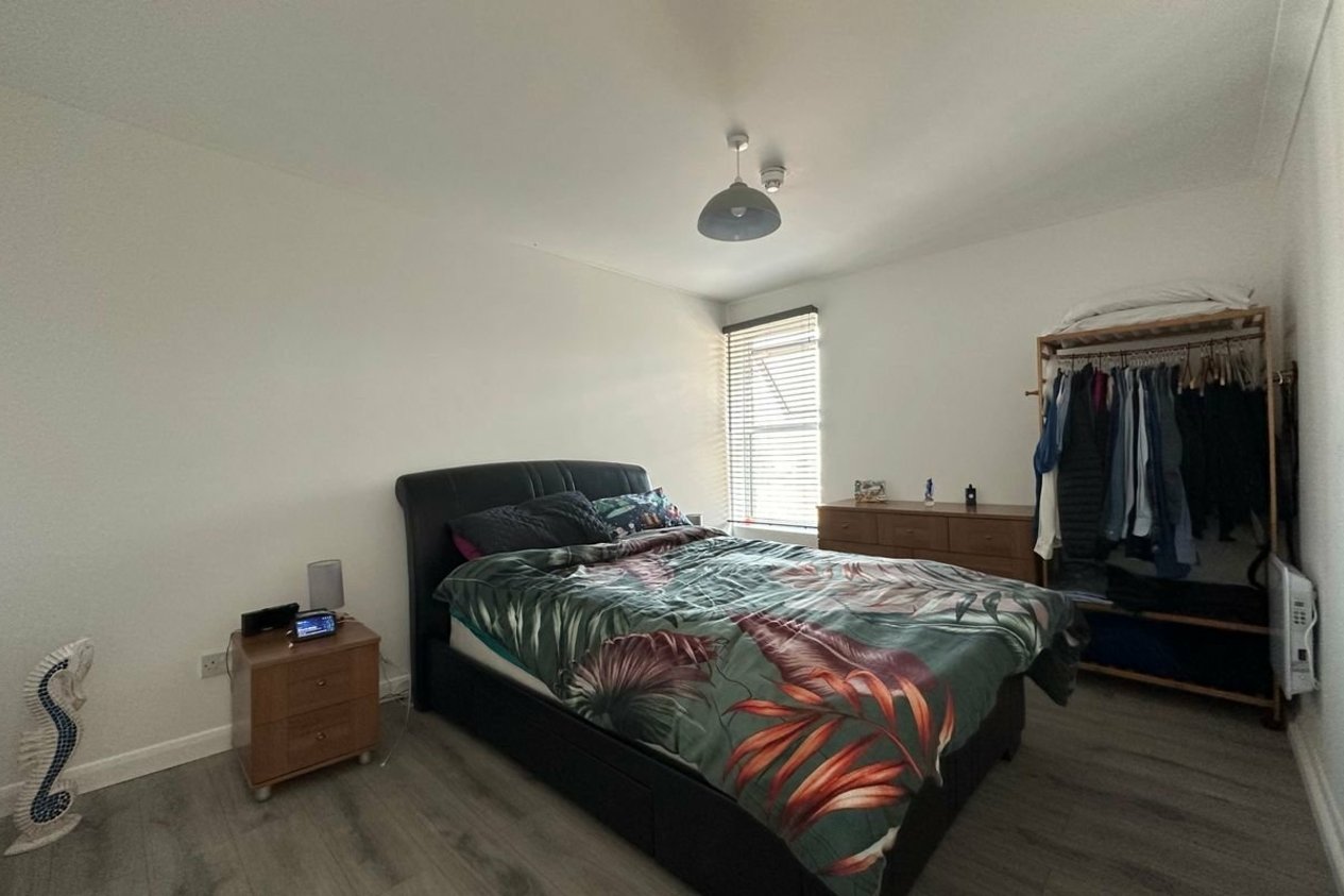 Properties Under Offer in 30 High Street Broadstairs