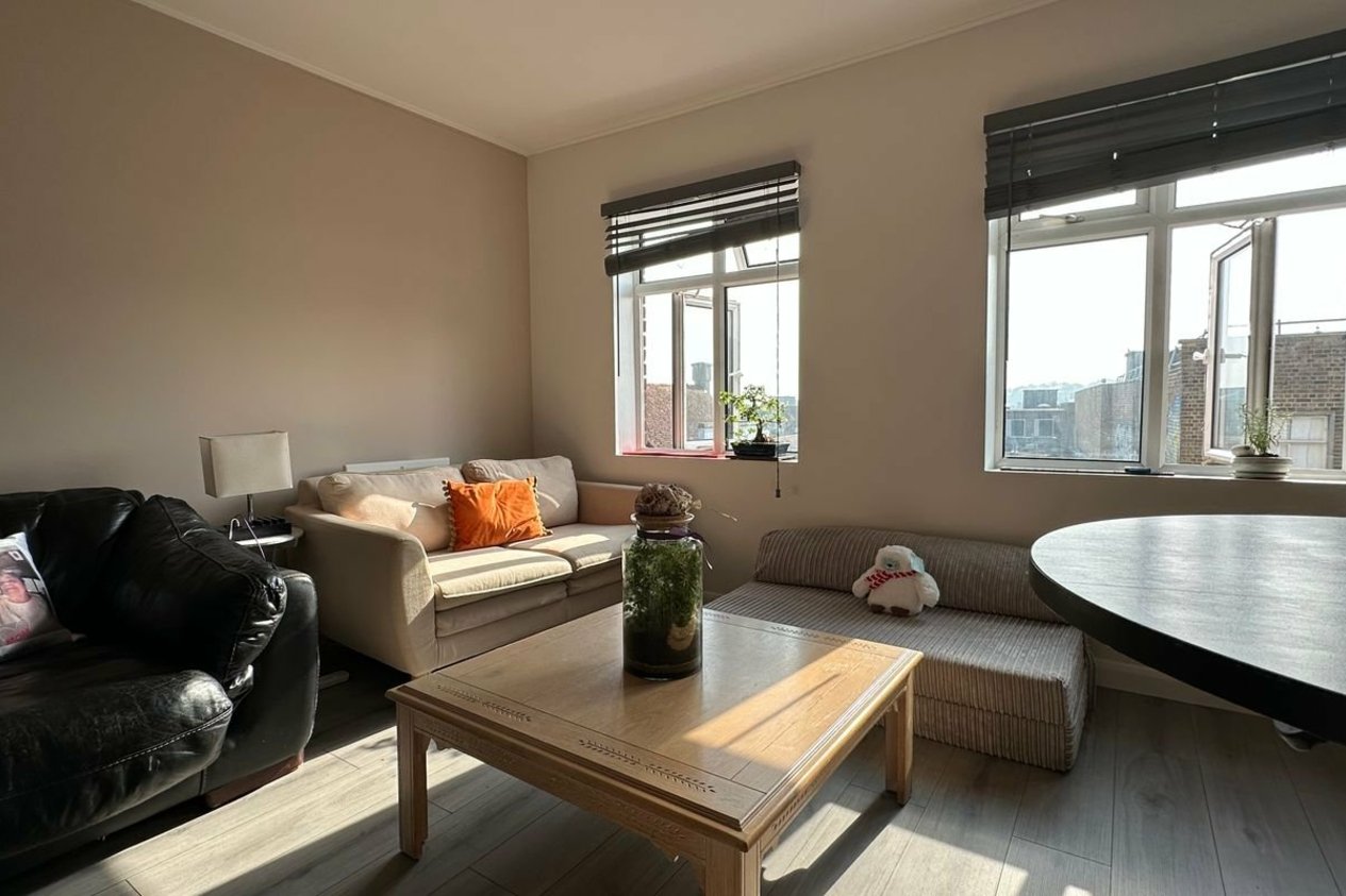 Properties Under Offer in 30 High Street Broadstairs