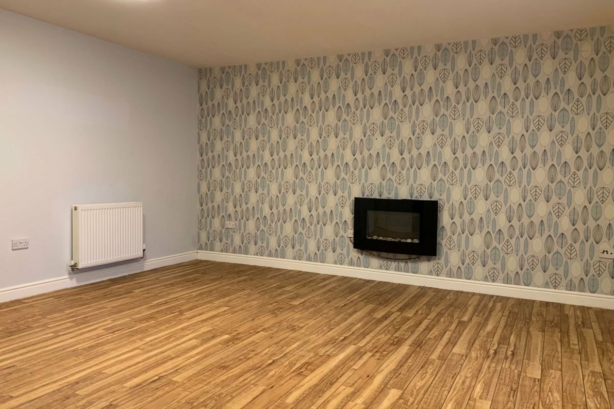 Properties Let in 32 Cheney Road Minster
